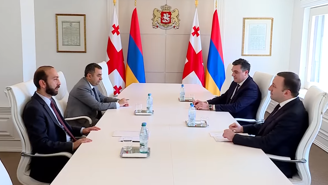 Արարատ Միրզոյանը Վրաստանի վարչապետի հետ քննարկել է երկկողմ համագործակցությանն առնչվող հարցեր