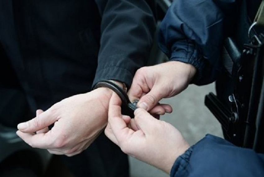 Թմրանյութերի պահման մեղադրանքով Գերմանիայից արտաքսված երկու ադրբեջանցի ապաստան հայցողներ են ձերբակալվել