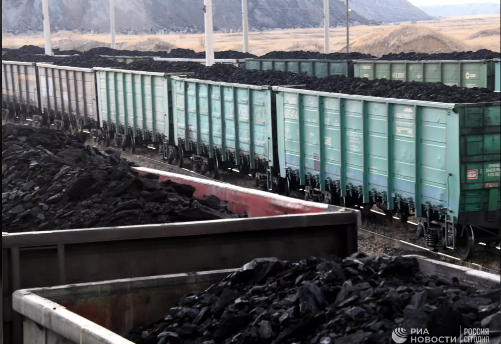 Լեհաստանի վարչապետը խոստովանել է, որ երկիրը շուտով ածխի պաշարների  խնդիր կունենա