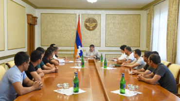 Արցախի նախագահը և «Արցախյան պատերազմի վիրավորների միություն» ՀԿ ներկայացուցիչները քննարկել են վիրավոր ազատամարտիկների սոցիալական խնդիրները