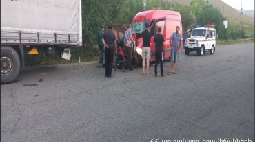 Սպիտակ-Երևան ավտոճանապարհին բախվել են «MAN» մակնիշի բեռնատարը և «Mercedes-Benz Sprinter»-ը․ կա տուժած