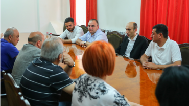 Արցախի պետնախարարը զբոսաշրջության ոլորտի զարգացման հարցեր է քննարկել տուրիզմի հայկական ֆեդերացիայի պատվիրակության հետ