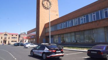 Գյումրիում պայթուցիկ սարքերի տեղադրման մասին տեղեկություններ են ստացվել Երկաթգծի կայարանում և «Շիրակ» օդանավակայանում