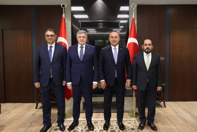 Թուրքիայի արտգործնախարարը հանդիպել է սիրիական ընդդիմության ներկայացուցիչների հետ