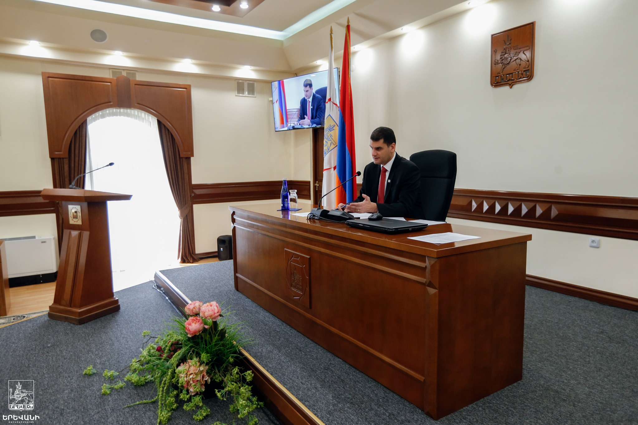 Կառուցվել է «Եռաբլուր» տանող ճանապարհահատվածի լուսավորության նոր ցանցը. Երևանի քաղաքապետարան