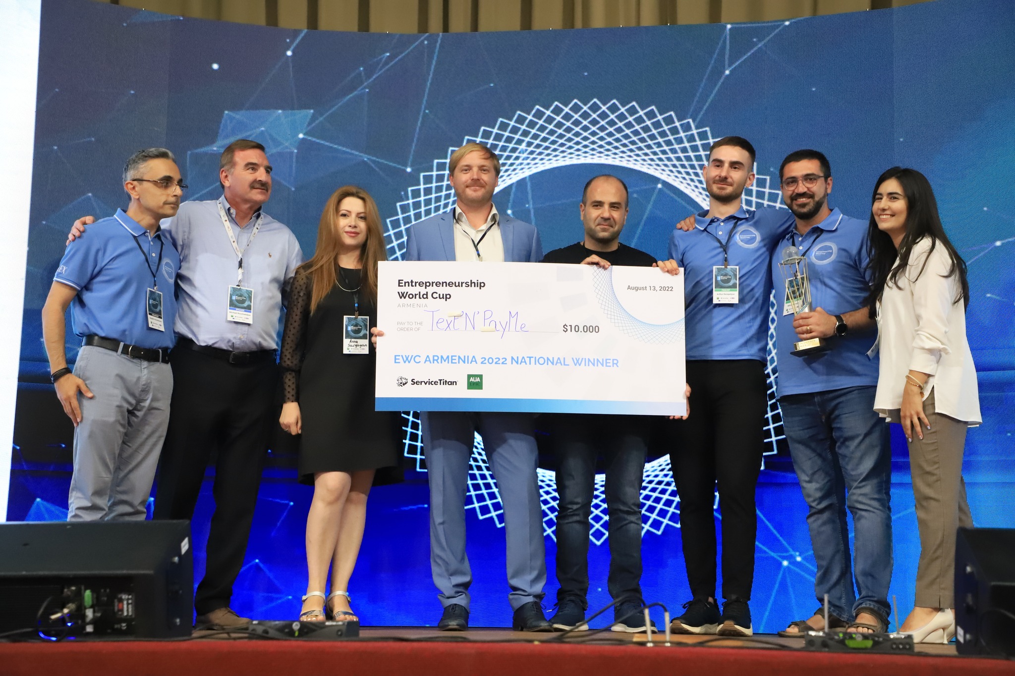 HopShop և Text’n Pay Me ստարտափները Հայաստանը կներկայացնեն «Ձեռներեցության աշխարհի գավաթ» (EWC) միջազգային մրցույթում