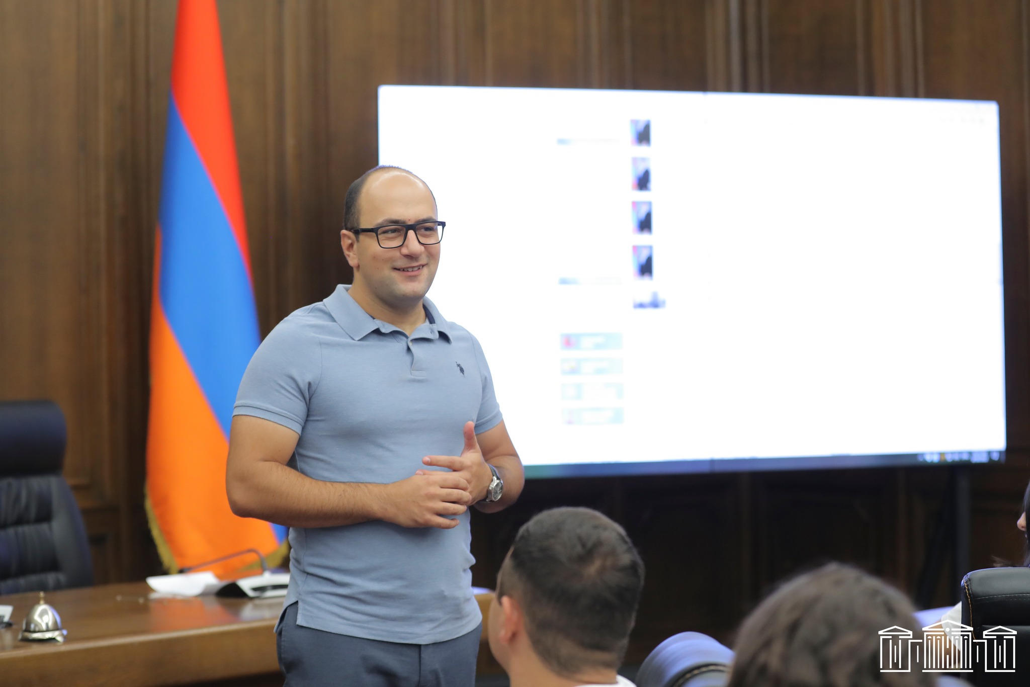 «Ամառային դպրոց» ծրագրի մասնակիցների հետ հանդիպել և դասախոսել է Հայկ Մամիջանյանը