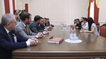 Իրաքի ազգային փոքրամասնությունների կազմակերպությունների միության պատվիրակությունը խորհրդարանում է