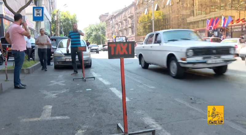 Երևանի շուրջ 60 հասցեներից դուրս են բերվել կանգնակները. ստուգայցեր փողոցներում