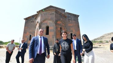 Աննա Հակոբյանն այցելել է Տեղեր համայնքի Ս. Աստվածածին վանք և Թալինի Կաթողիկե վանական համալիր