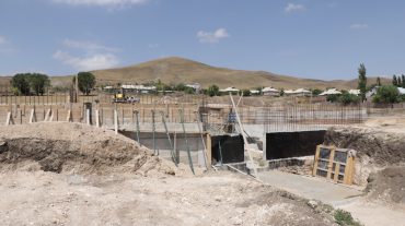 Բերդաշեն, Արեգնադեմ, Կապս բնակավայրերում ընթացքի մեջ են մոդուլային դպրոցների կառուցման աշխատանքները
