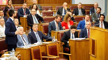 Մոնտենեգրոյի խորհրդարանը անվստահություն է հայտնել վարչապետ Դրիտան Աբազովիչի նախարարների կաբինետի