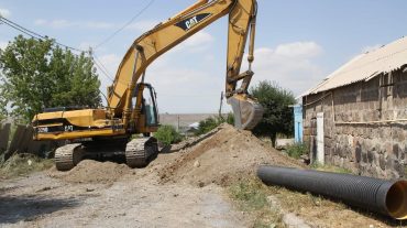 Սուբվենցիոն ծրագրով Գյումրիում ևս մեկ փողոցի հիմնանորոգում է սկսվել