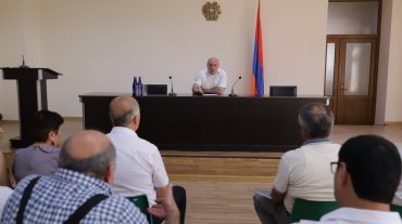Շիրակի մարզպետարանում քննարկվել են ինքնակամ կառուցված շինությունների քանդման գործընթացի հարցերը