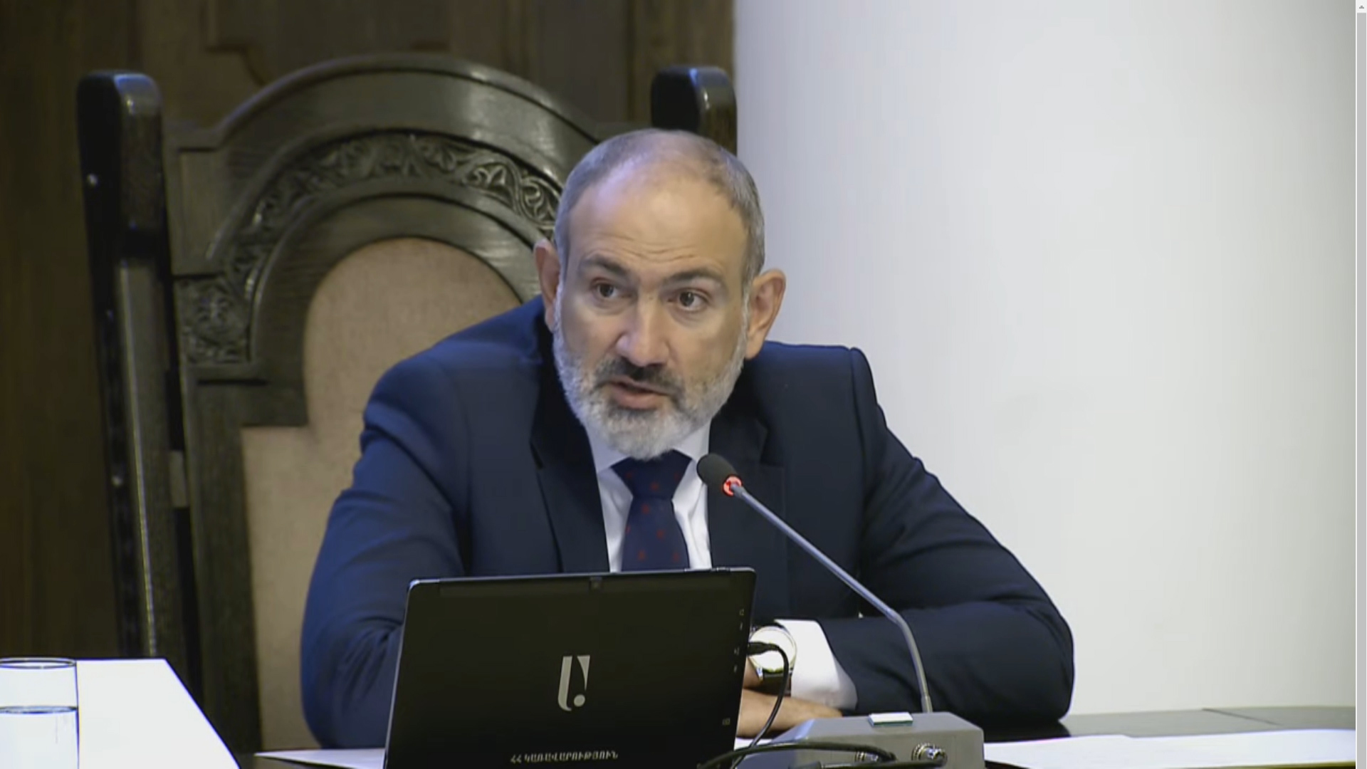 «Մեզ պետք չի սև ցուցակ գցենք կամ տուգանենք, մեզ ճանապարհն է պետք»․ վարչապետը դժգոհել է Տաթևում ճանապարհաշինարարների տեմպից