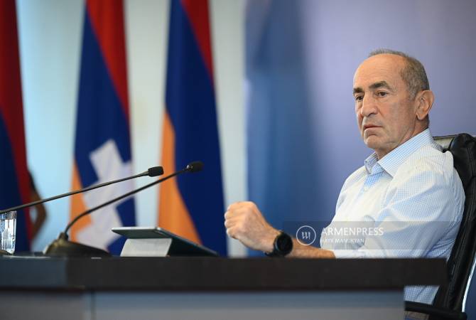 Քոչարյանը համաձայնել է Հայաստանի և Արցախի նախկին ղեկավարների ու Վեհափառի մասնակցությամբ երկրորդ հանդիպմանը մասնակցել