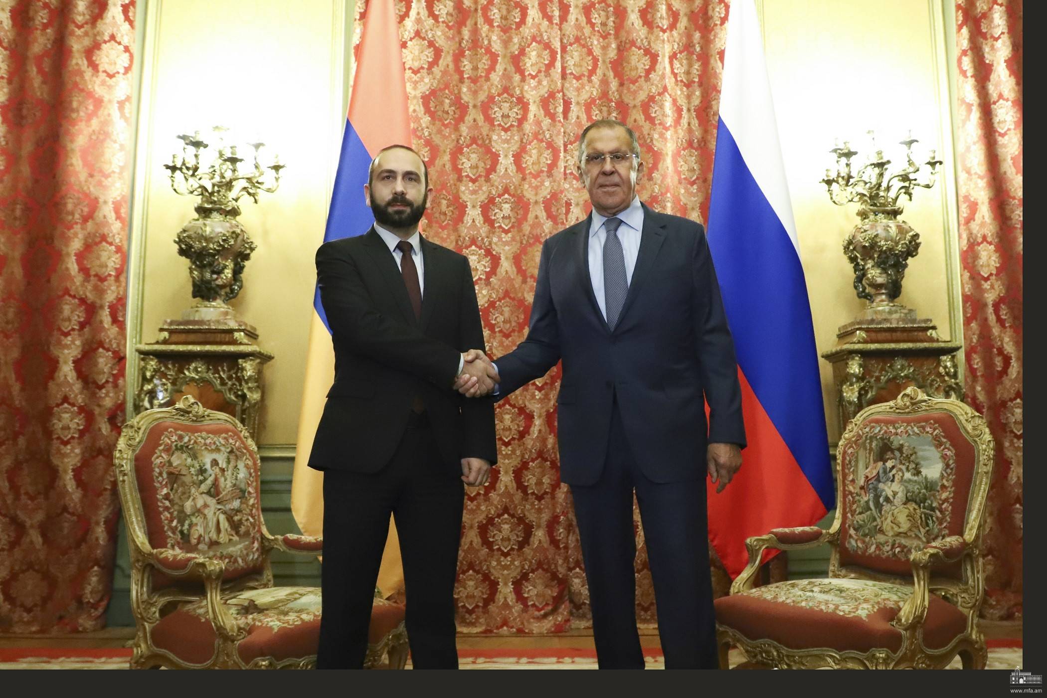 Միրզոյանը Լավրովի հետ զրույցում ընդգծել է հայ գերիների շուտափույթ հայրենադարձման անհրաժեշտությունը