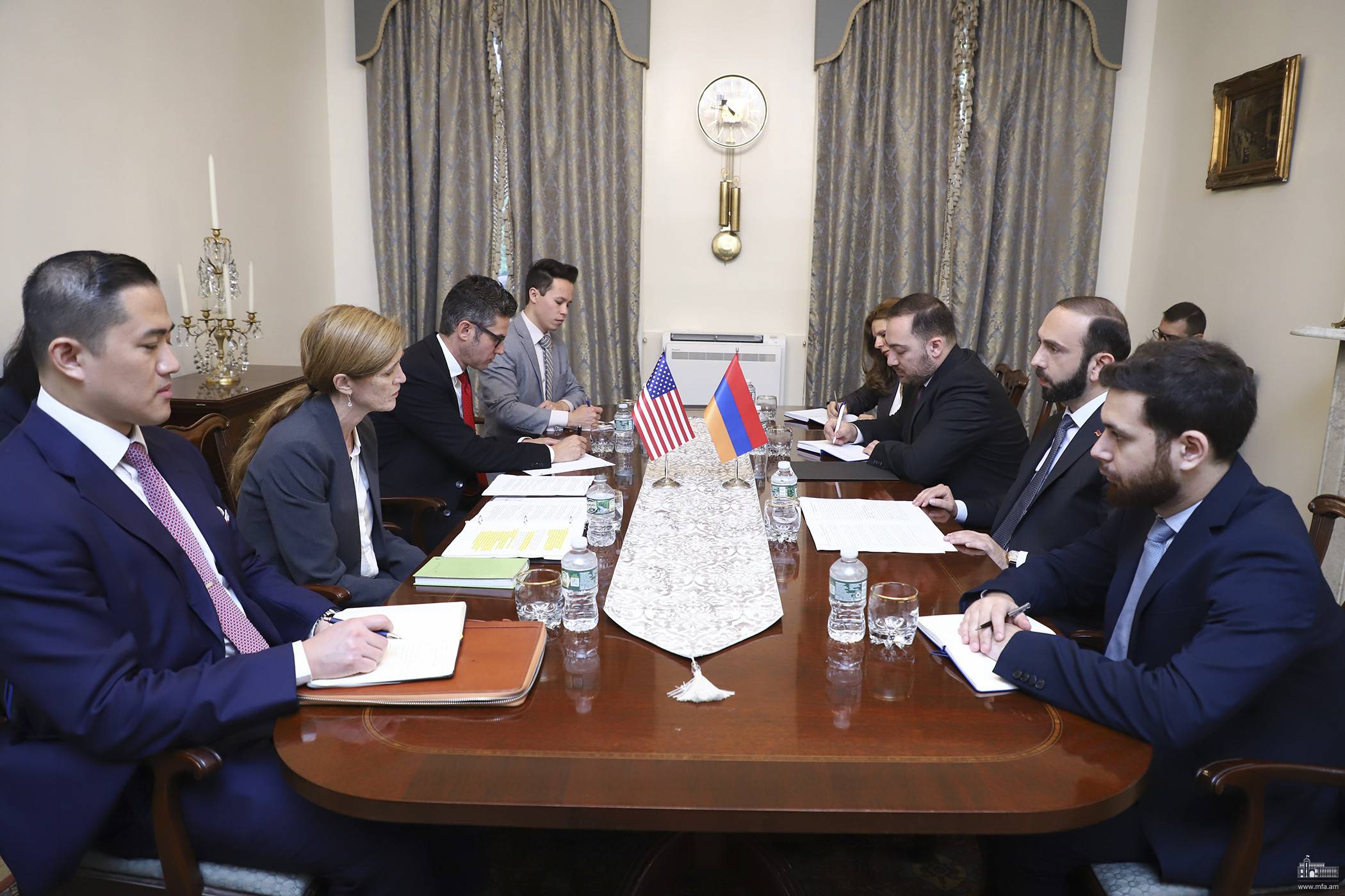 Արարատ Միրզոյանը հանդիպել է ԱՄՆ Միջազգային զարգացման գործակալության կառավարիչ Սամանթա Փաուերի հետ