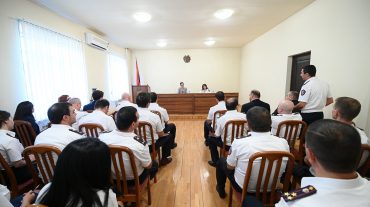 Նորընտիր գլխավոր դատախազ Աննա Վարդապետյանի ղեկավարությամբ խորհրդակցություն է անցկացվել Երևան քաղաքի դատախազությունում