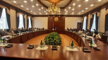 Պետական նախարարի մոտ քննարկվել է բարձրագույն կրթության համակարգի ուսման վարձերի փոխհատուցման ծրագիրը