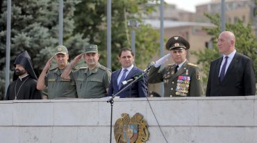 Մեր երազանքների բանակը, որի համար պահանջվում են անմնացորդ նվիրում ու տքնաջան աշխատանք, սարերի հետևում չէ. Պապիկյան