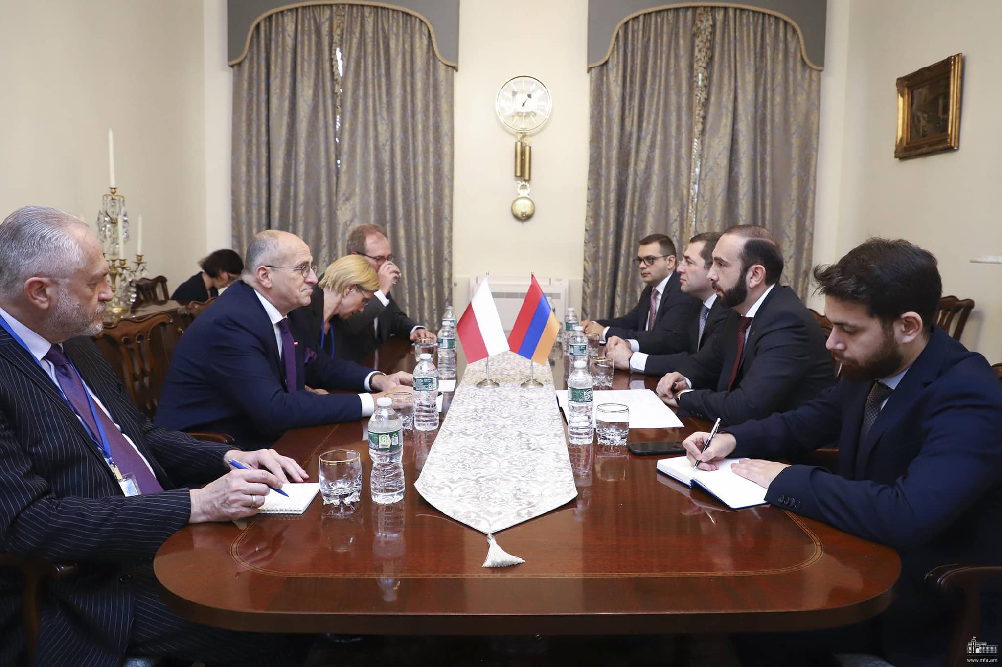 Արարատ Միրզոյանը Զբիգնև Ռաուի հետ հանդիպմանն ընդգծել է ԵԱՀԿ շրջանակներում առկա մեխանիզմների հրատապ գործարկման անհրաժեշտությունը