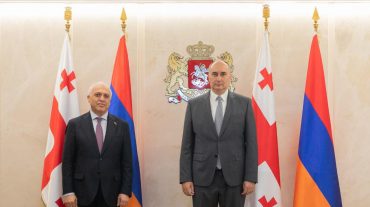 Դեսպան Սմբատյանն ու Վրաստանի պաշտպանության նախարարն անդրադարձել են տարածաշրջանում ստեղծված անվտանգային միջավայրին