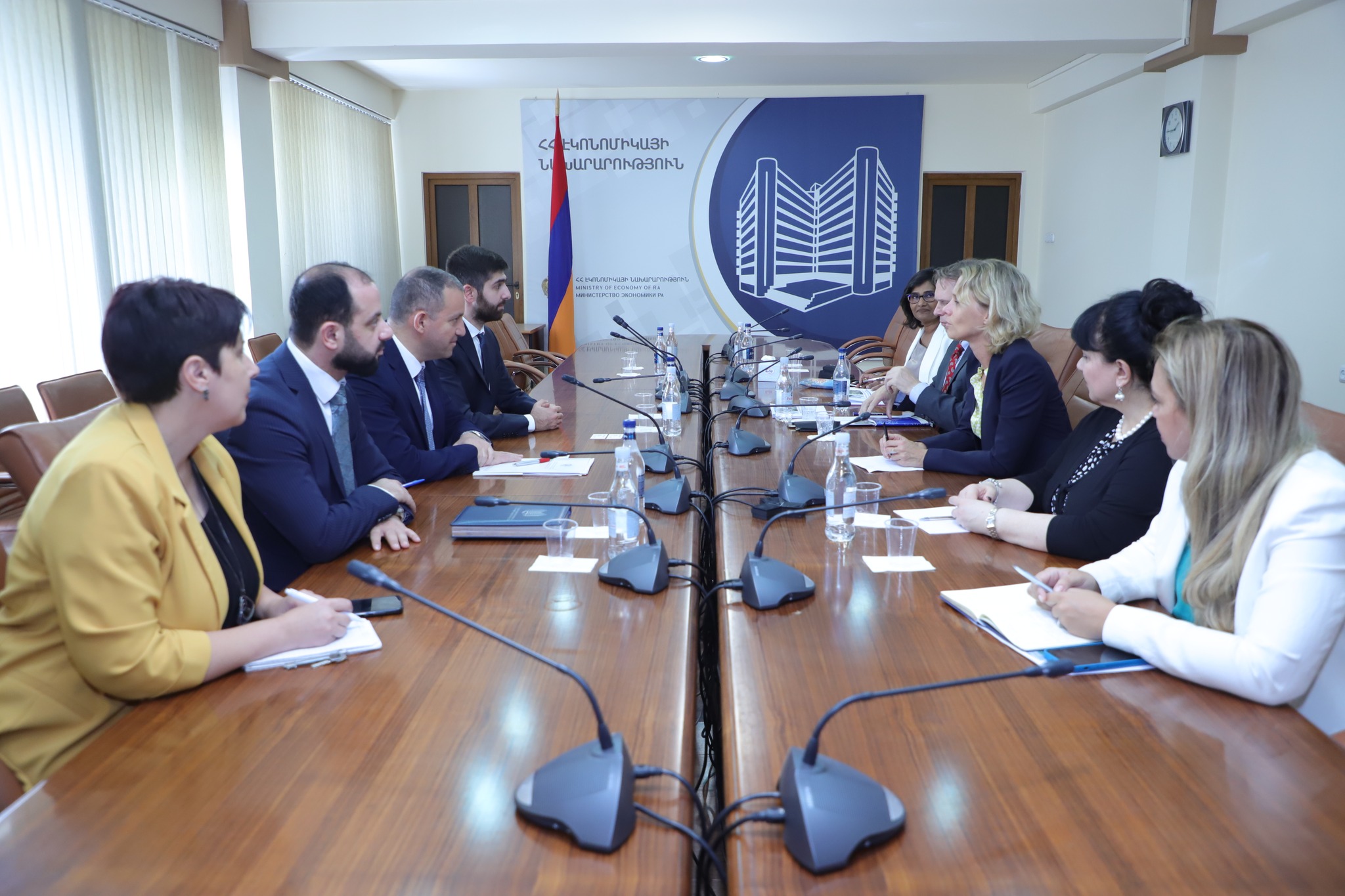 Վահան Քերոբյանն ընդունել է Համաշխարհային բանկի Հայաստանի գրասենյակի տնօրենին