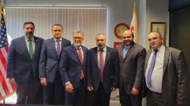 ԱՀ ԱԳ նախարար Դավիթ Բաբայանը հանդիպել է Կալիֆորնիայի նահանգային սենատորի և Ազգային ժողովի անդամի հետ