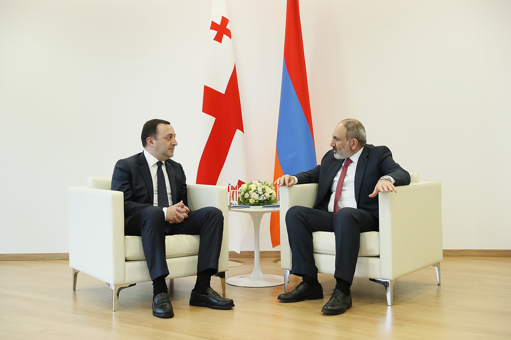 Վրաստանը կներդնի բոլոր ջանքերը տարածաշրջանում խաղաղությանը նպաստելու համար. Ղարիբաշվիլին՝ Փաշինյանին