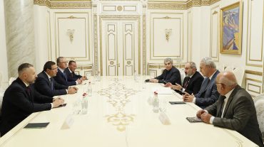 Վարչապետը հանդիպել է արտախորհրդարանական քաղաքական ուժերի ղեկավարներին