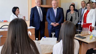 «Սեպտեմբերի 1-ը սպասումների մեծ ծավալ և երազանքների խտացում ամփոփող տոն է». Վահրամ Դումանյան