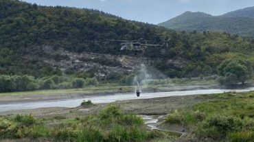 Իջևանի գինու գործարանի մոտ բռնկված հրդեհի մարման աշխատանքներին մասնակցում է ՊՆ ուղղաթիռ․ սահմանվել է հերթապահություն