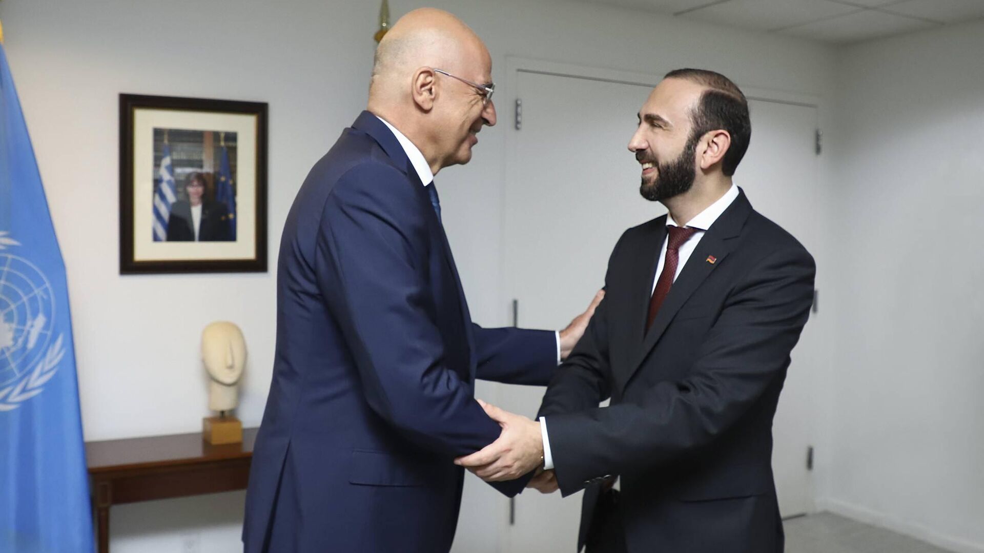 Արարատ Միրզոյանի և Նիկոս Դենդիասի՝ մամուլի համար հայտարարությունները