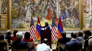 Նենսի Փելոսին Խանջյանի «Վարդանանք» գորգանկարի առաջ ելույթով արդյո՞ք ուղերձ էր հղում Իրանին
