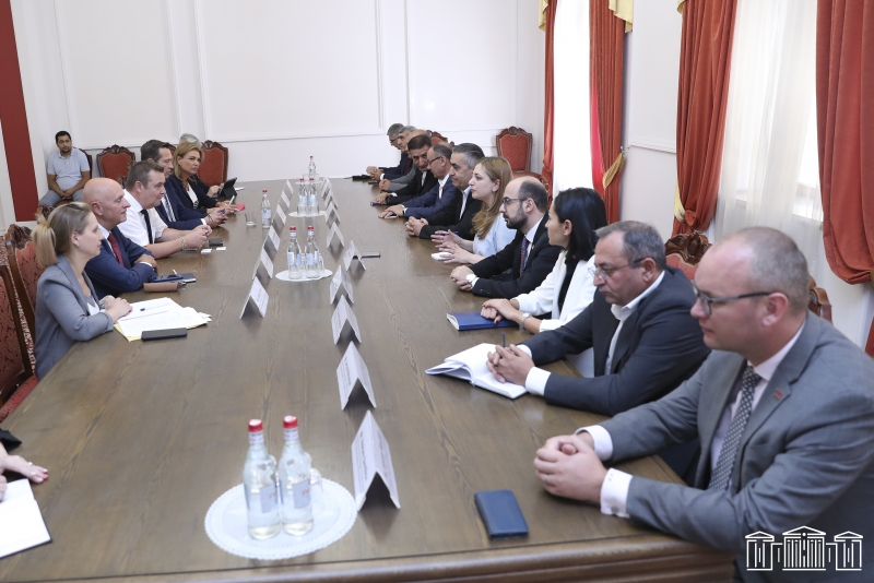 Խորհրդարանում է Բելգիա-Հայաստան բարեկամական խմբի ղեկավար Մարկ Դեմեսմեկերի գլխավորած պատվիրակությունը