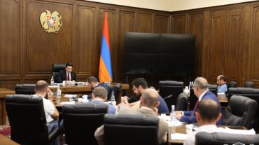 Ալեն Սիմոնյանի նախագահությամբ կայացել է ՀՀ Ազգային ժողովի խորհրդի նիստը