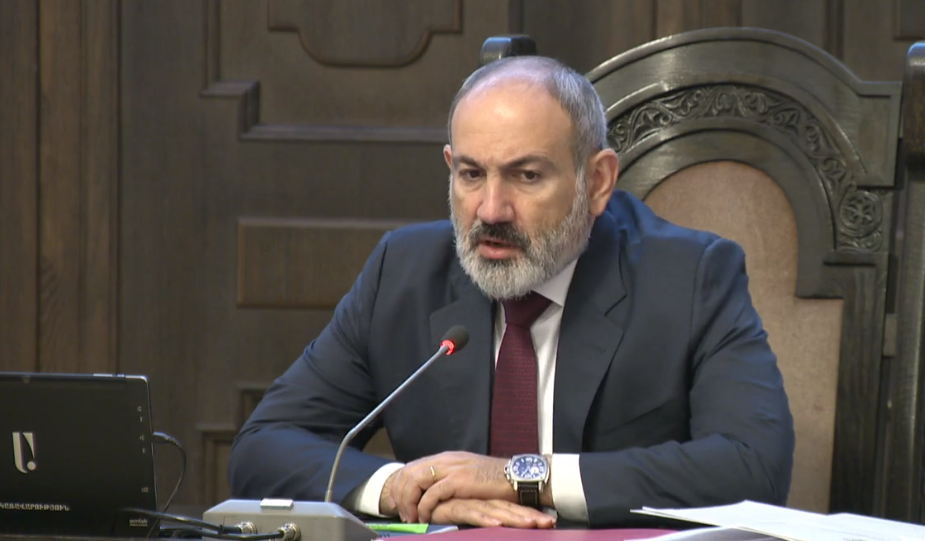 Փաշինյանն անդրադարձավ Հայաստանում ռազմական դրություն հաստատելու նպատակահարմարությանը