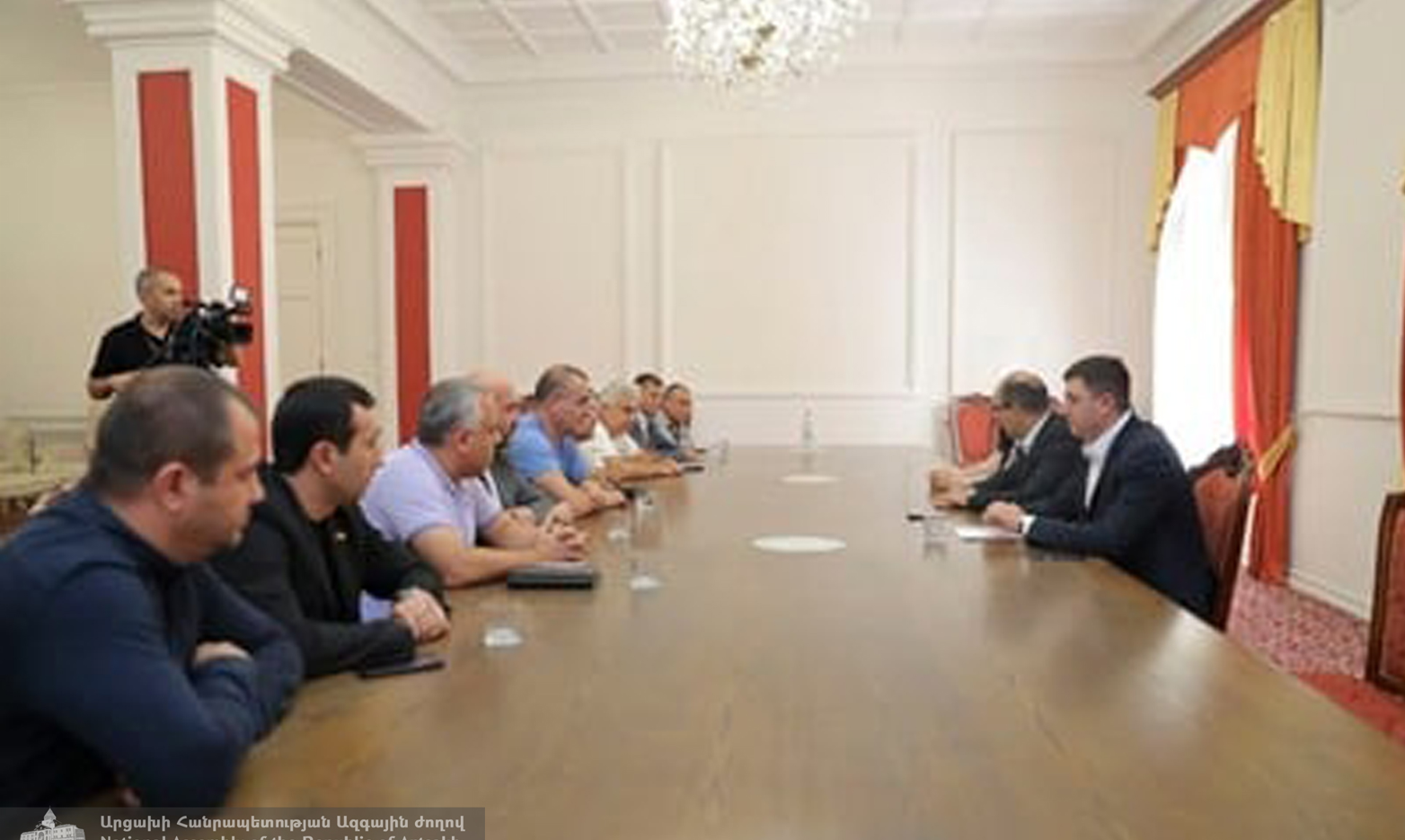 Արցախի Աժ պատվիրակությունը հանդիպել է ՀՀ ԱԺ «Պատիվ ունեմ» խմբակցության անդամների հետ