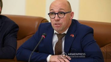 Չպետք է թույլ տալ, որ Լեռնային Ղարաբաղի ժողովուրդը լինի Ադրբեջանի կառավարման ներքո. շվեյցարացի պատգամավոր