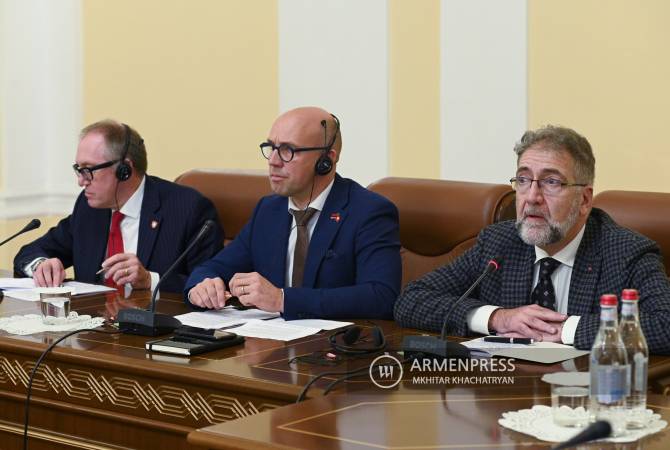 Ագրեսորը չի կարող մնալ առանց պատժամիջոցների, Ադրբեջանն ունի շատ արժեթղթեր. շվեյցարացի պատգամավոր