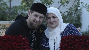 Պուտինը պարգևատրել է Կադիրովի մորը