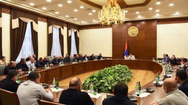 Նախագահ Հարությունյանն ընդունել է «Արցախի պահեստազորի սպաների միություն» հասարակական կազմակերպության մի խումբ անդամների