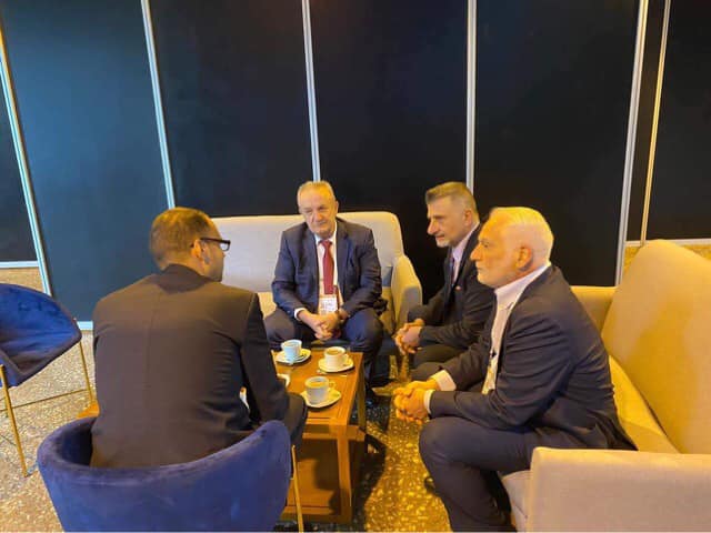 Վահրամ Դումանյանը հանդիպել է Հունաստանի իր գործընկերոջ և Կիպրոսի մշակույթի նախարարի տեղակալի հետ