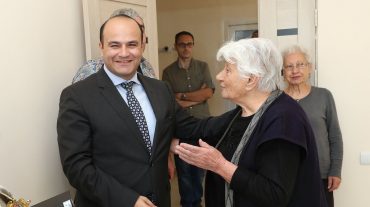 Հոկտեմբերի 1-ը Տարեցների միջազգային օրն է. ԱՍՀ նախարարի ուղերձը