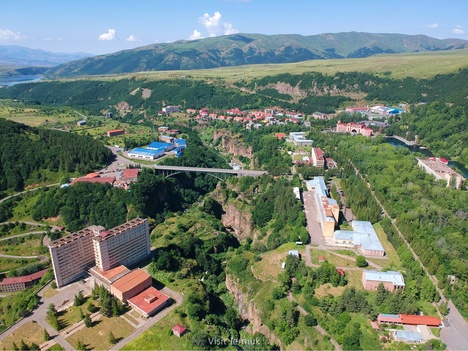 Ջերմուկի հյուրանոցները վերսկսում են աշխատանքները