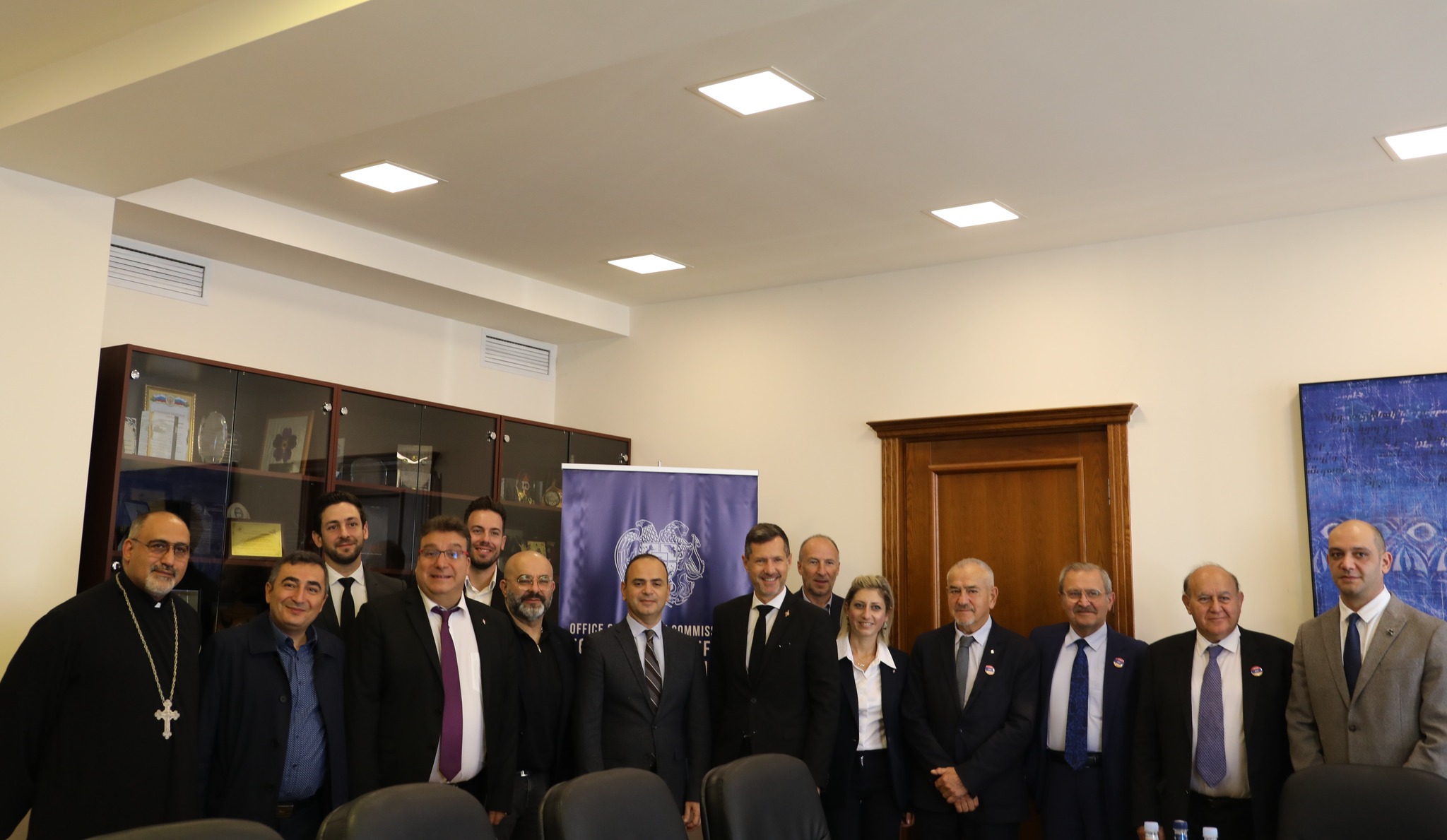 Վալանսի քաղաքապետ Նիկոլաս Դարագոնն իր աջակցությունն է հայտնել Հայաստանին և հայ ժողովրդին