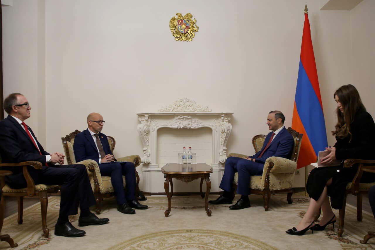 Արմեն Գրիգորյանը հանդիպել է Շվեյցարիայի խորհրդարանի պատվիրակության հետ