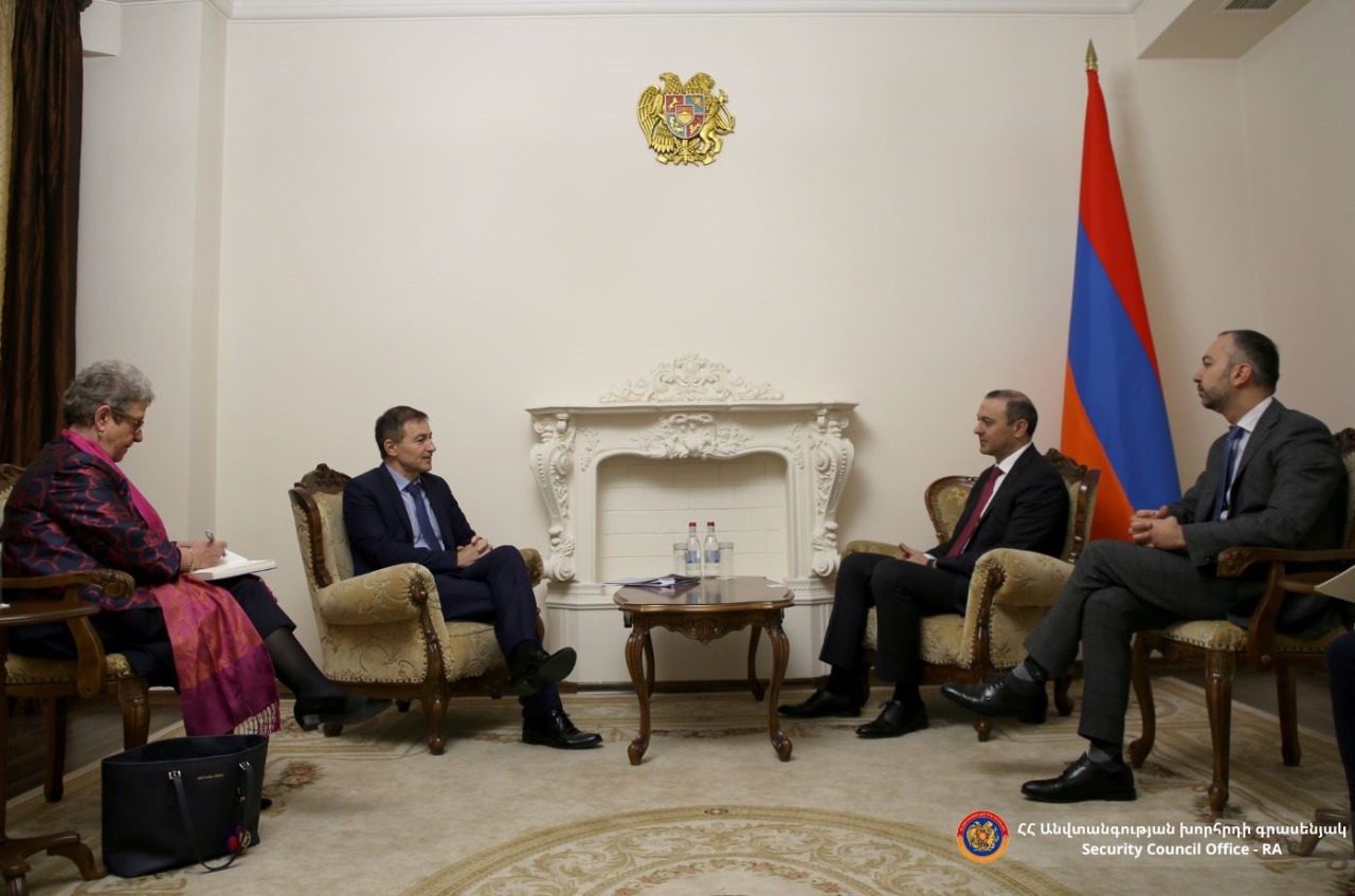 Արմեն Գրիգորյանը Անդրեյ Կովաչևին է ներկայացրել բանակցային գործընթացի որոշ մանրամասներ