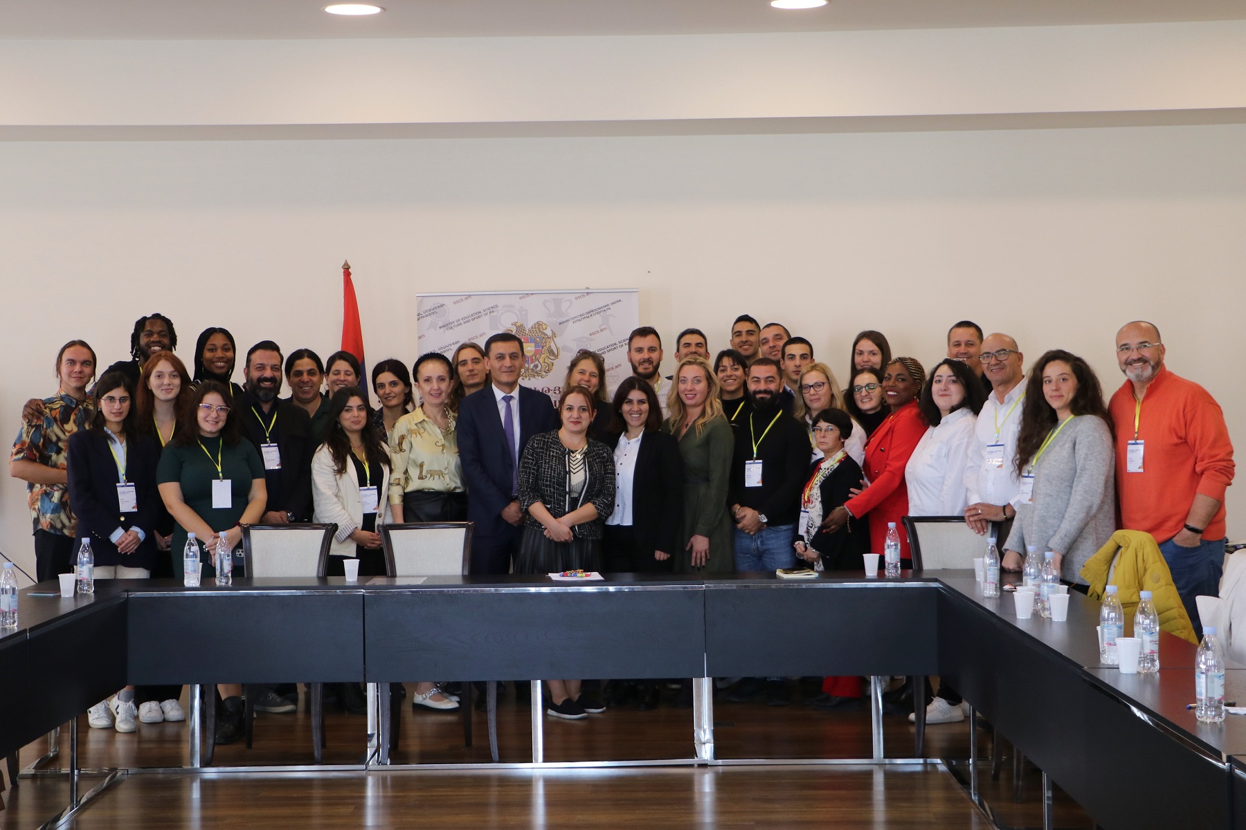 «Էրազմուս+» ծրագրի ուսումնական այցի շրջանակում 16 երկրներից 37 ներկայացուցիչներ ժամանել են Հայաստան
